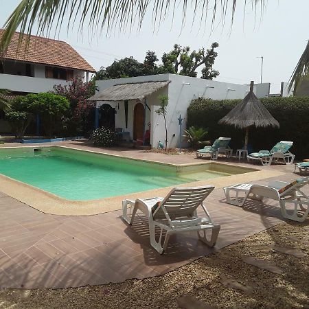 Babao Hotell M'Bour Exteriör bild