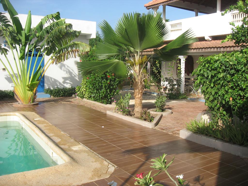 Babao Hotell M'Bour Rum bild