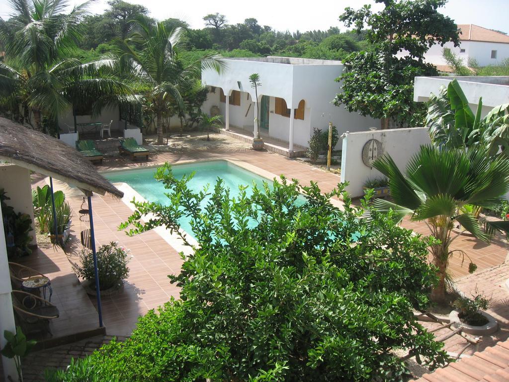 Babao Hotell M'Bour Exteriör bild